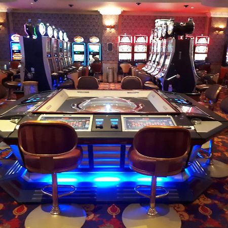 Queens Casino And Hotel ควีนส์ทาวน์ ภายนอก รูปภาพ
