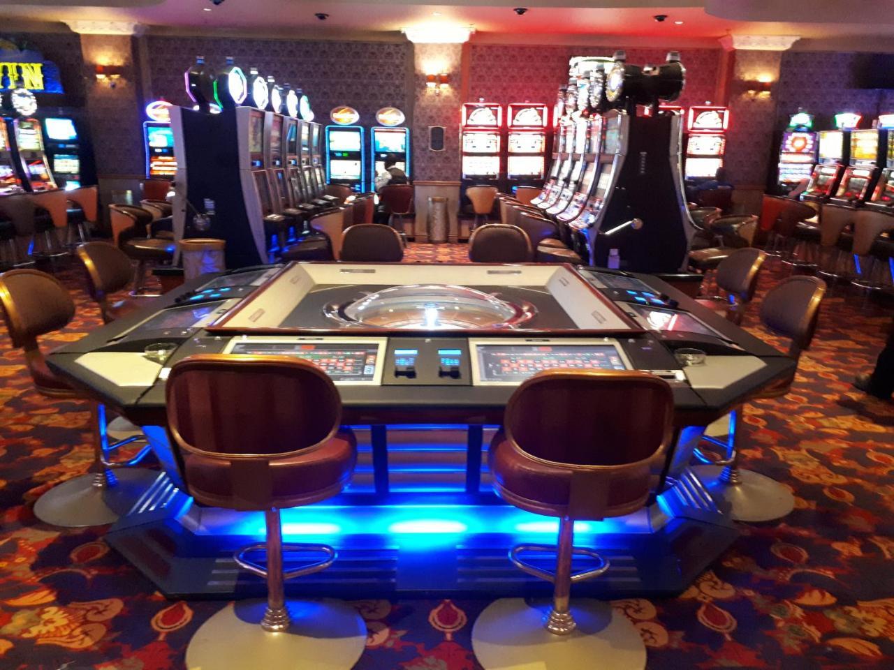 Queens Casino And Hotel ควีนส์ทาวน์ ภายนอก รูปภาพ